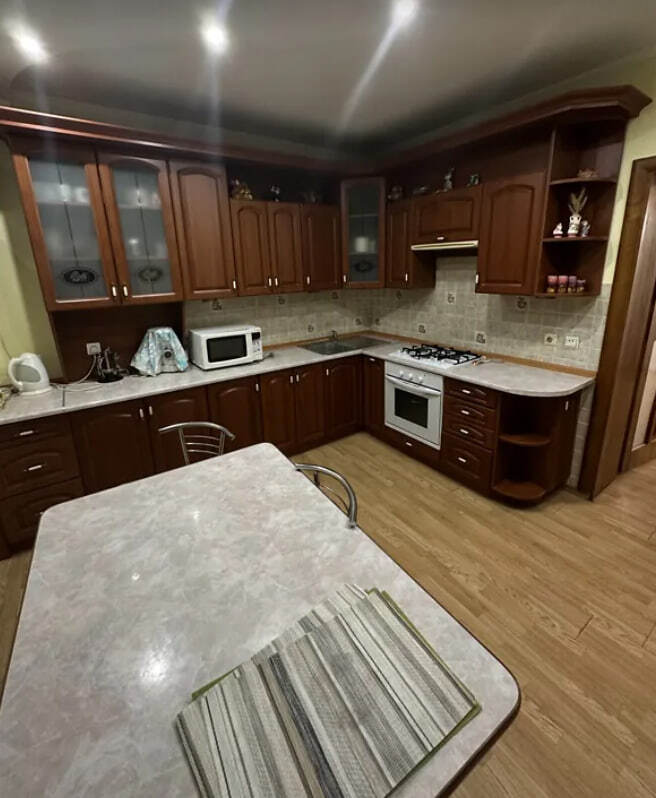 Аренда 2-комнатной квартиры 73 м², Владимирская ул.
