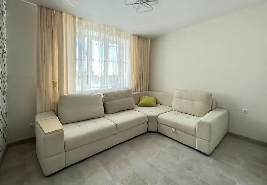 Продаж 3-кімнатної квартири 72 м², Староміська вул.