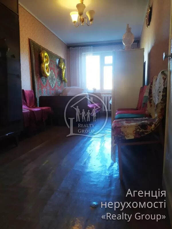 Продаж 3-кімнатної квартири 56 м², Кропивницького вул., 66