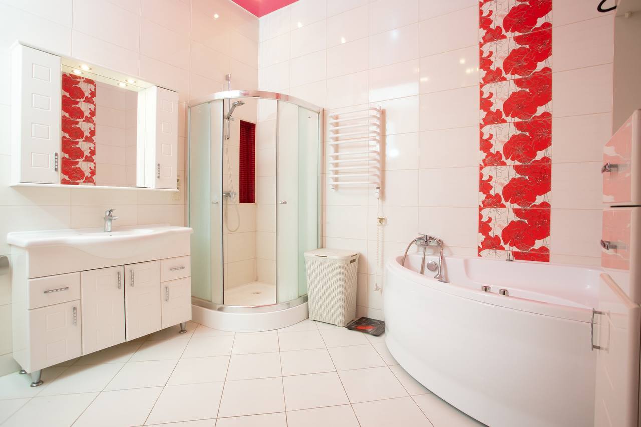 Продажа 2-комнатной квартиры 74 м², Крещатик ул., 23