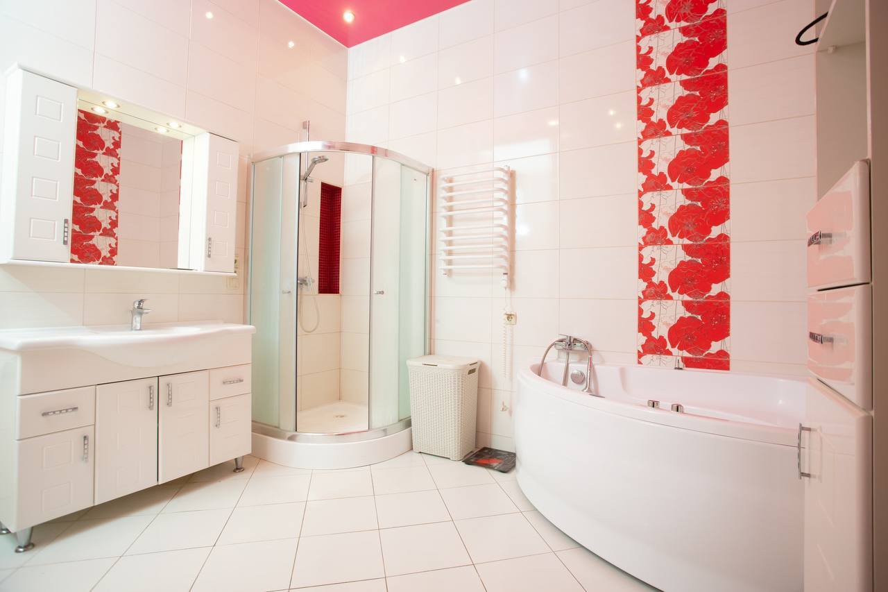 Продажа 2-комнатной квартиры 74 м², Крещатик ул., 23