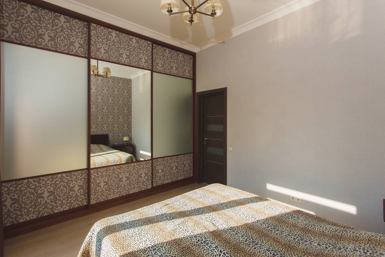 Продажа 2-комнатной квартиры 74 м², Крещатик ул., 23