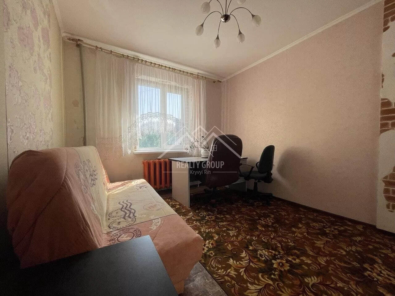 Продаж 2-кімнатної квартири 45 м², Вечірній бул.