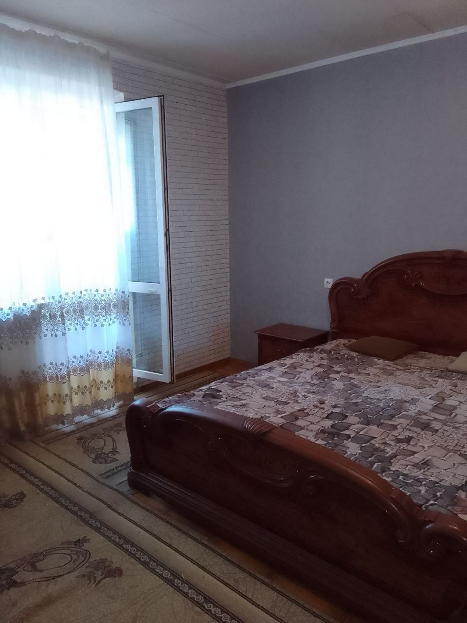 Оренда 3-кімнатної квартири 65 м², Центральна (Лівобережний) вул., 3