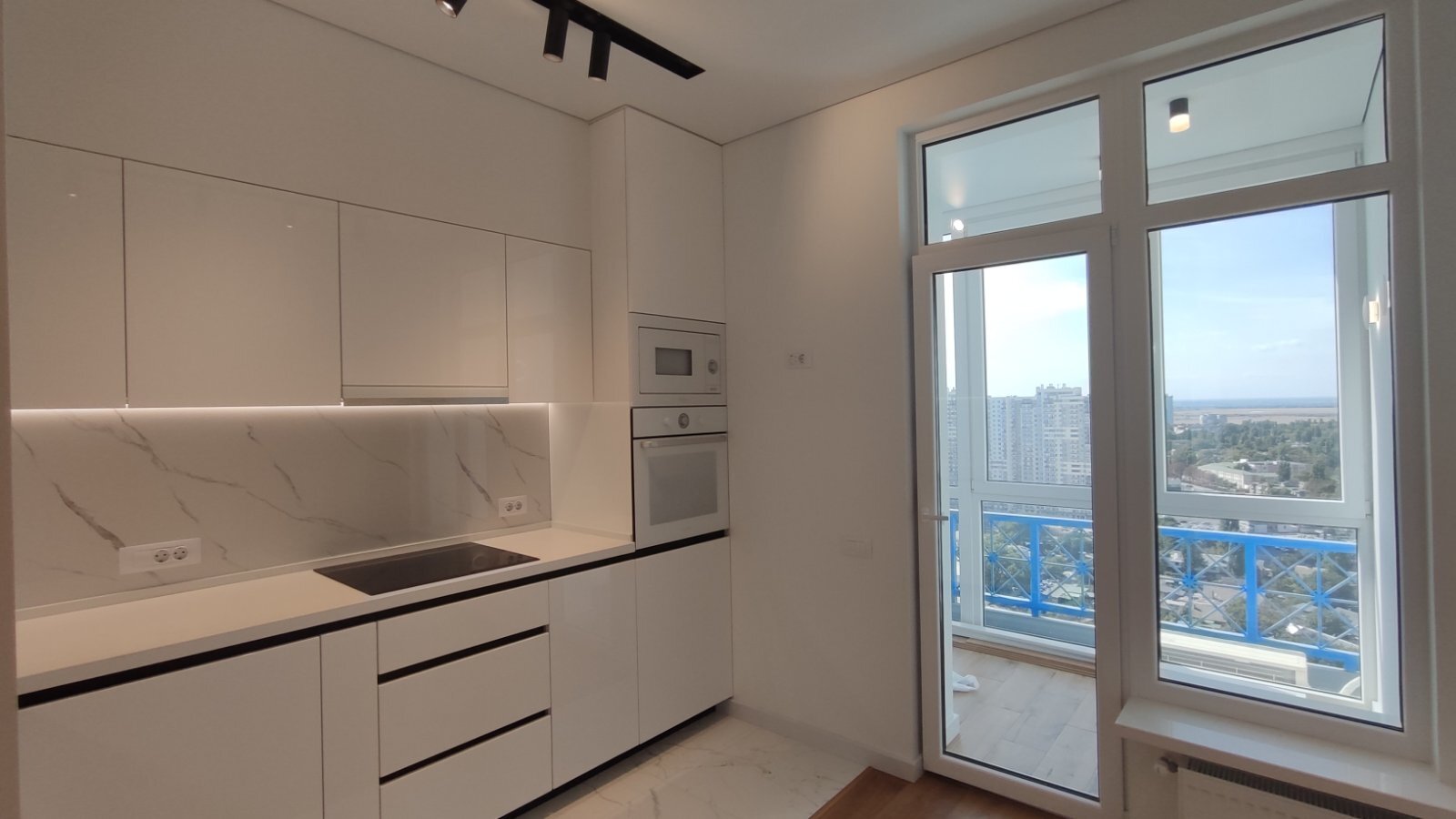 Продаж 1-кімнатної квартири 42 м², Толбухина вул.