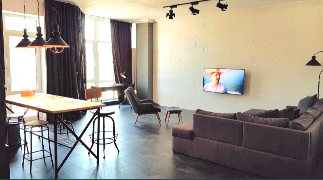 Аренда 1-комнатной квартиры 100 м², Жуковского ул., 10