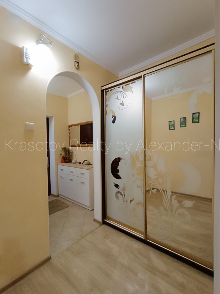 Аренда 3-комнатной квартиры 64 м², Академика Королева ул., 104/1