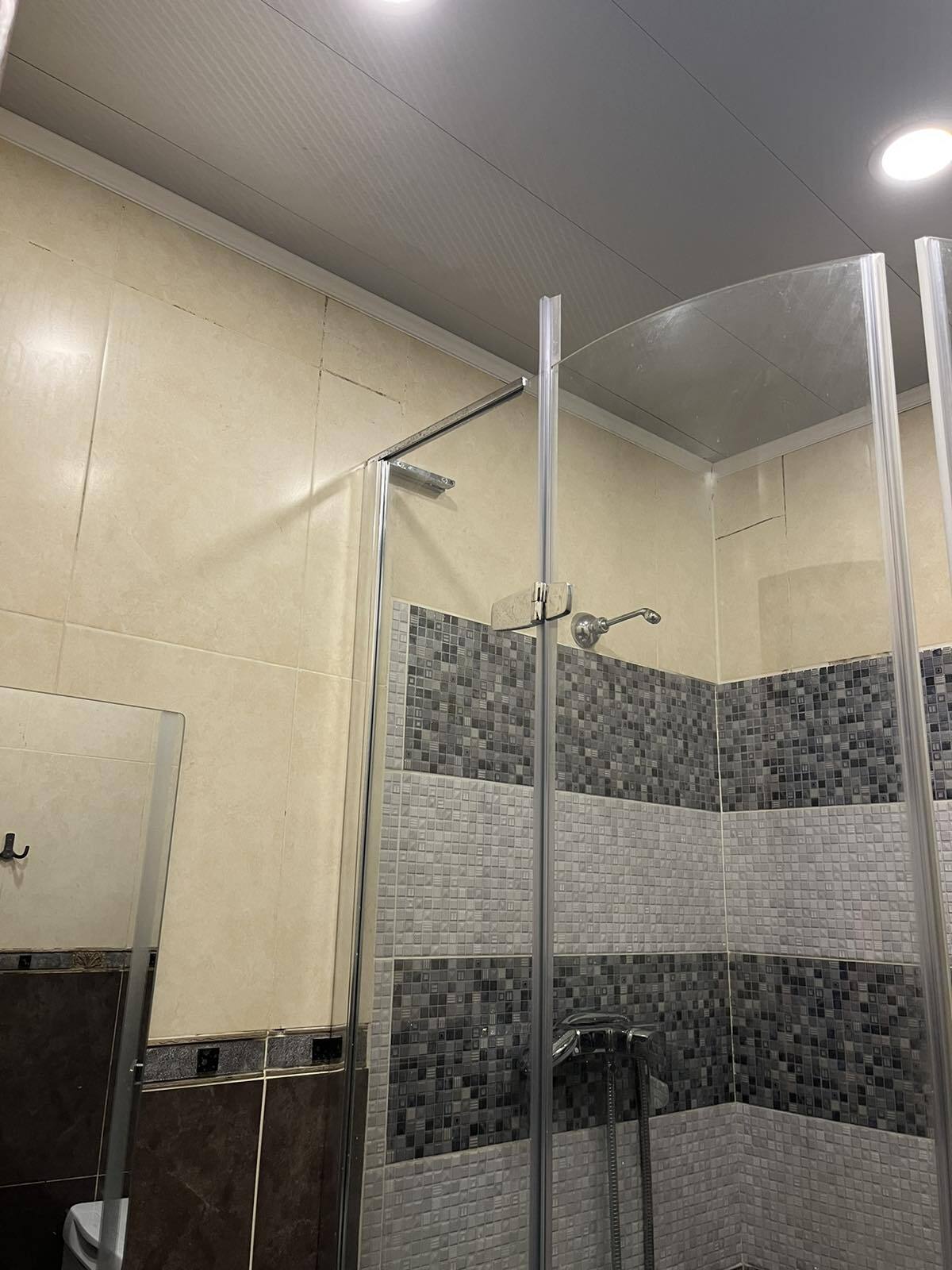Продажа 3-комнатной квартиры 56 м², Братьев Зеровых ул., 25