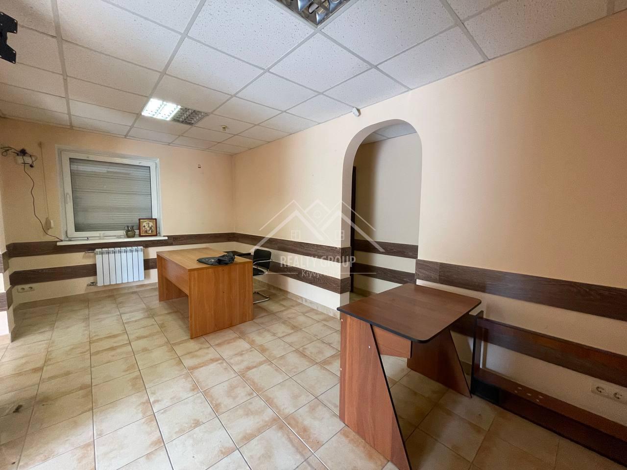 Продаж офісу 52.7 м², Лермонтова вул.