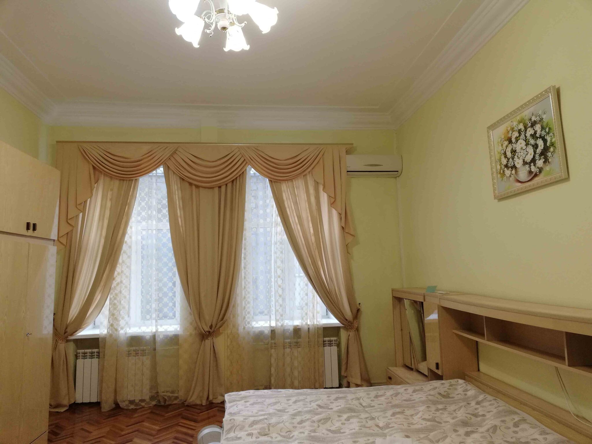 Оренда 3-кімнатної квартири 103 м², Пушкінська вул.