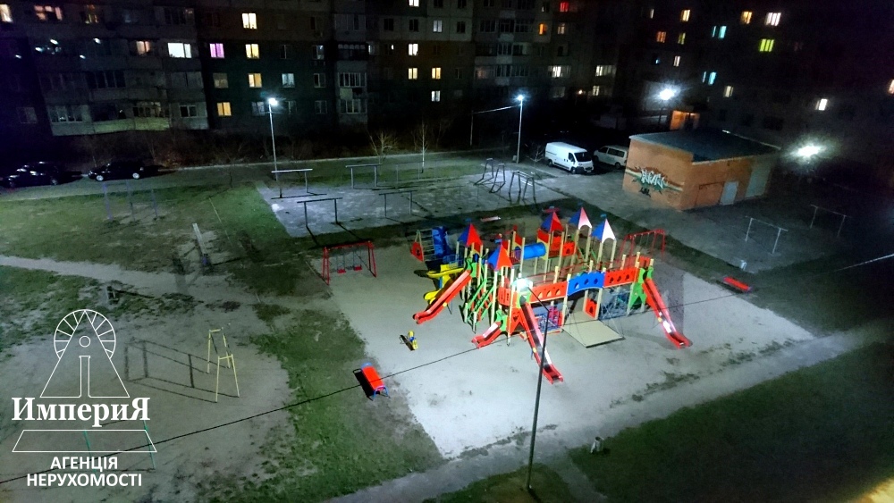 Продаж 2-кімнатної квартири 71 м², Академічний пров., 3