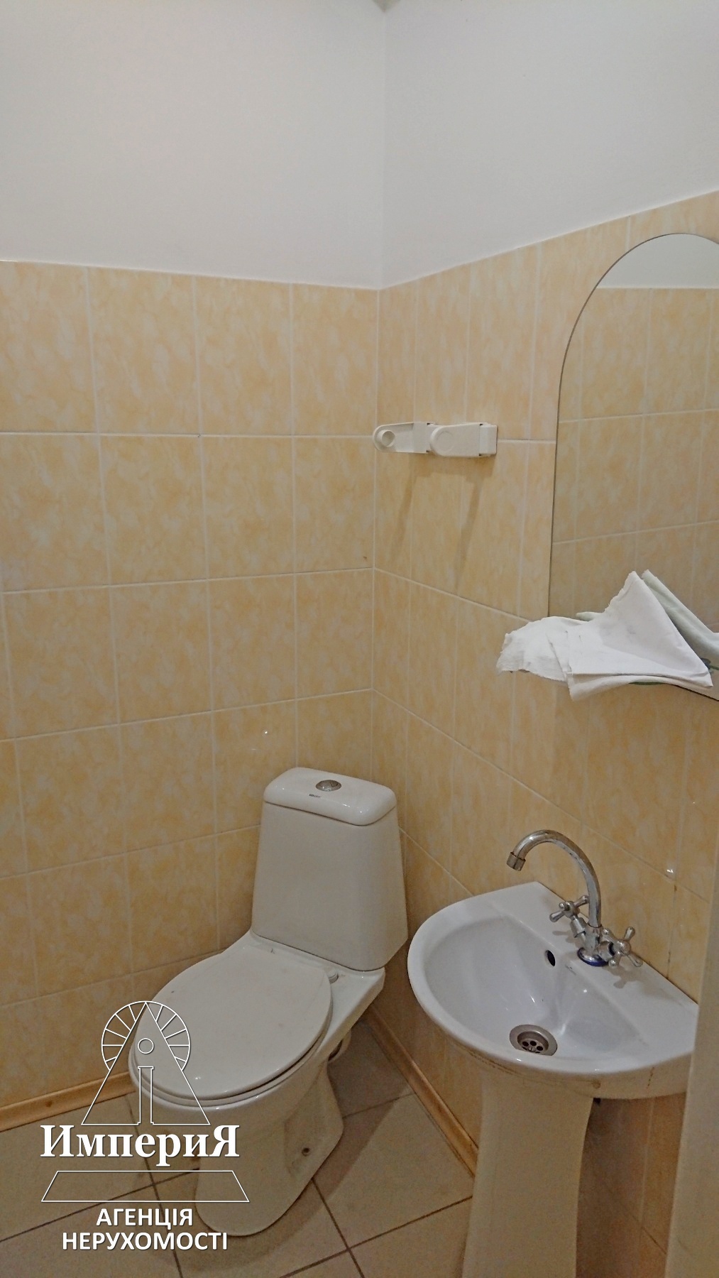 Оренда приміщення вільного призначення 35 м², Театральна вул., 7