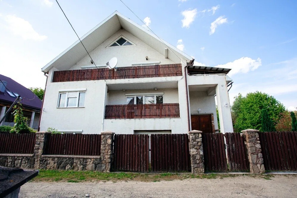 Продажа дома 240 м², вул.Ольги Кобилянської