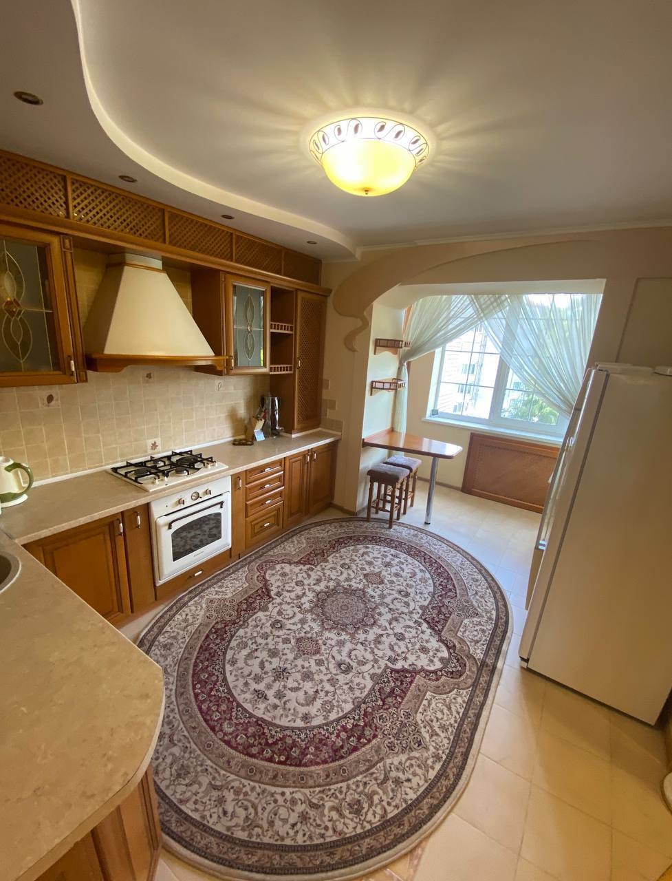 Аренда 3-комнатной квартиры 130 м², Парковая ул.
