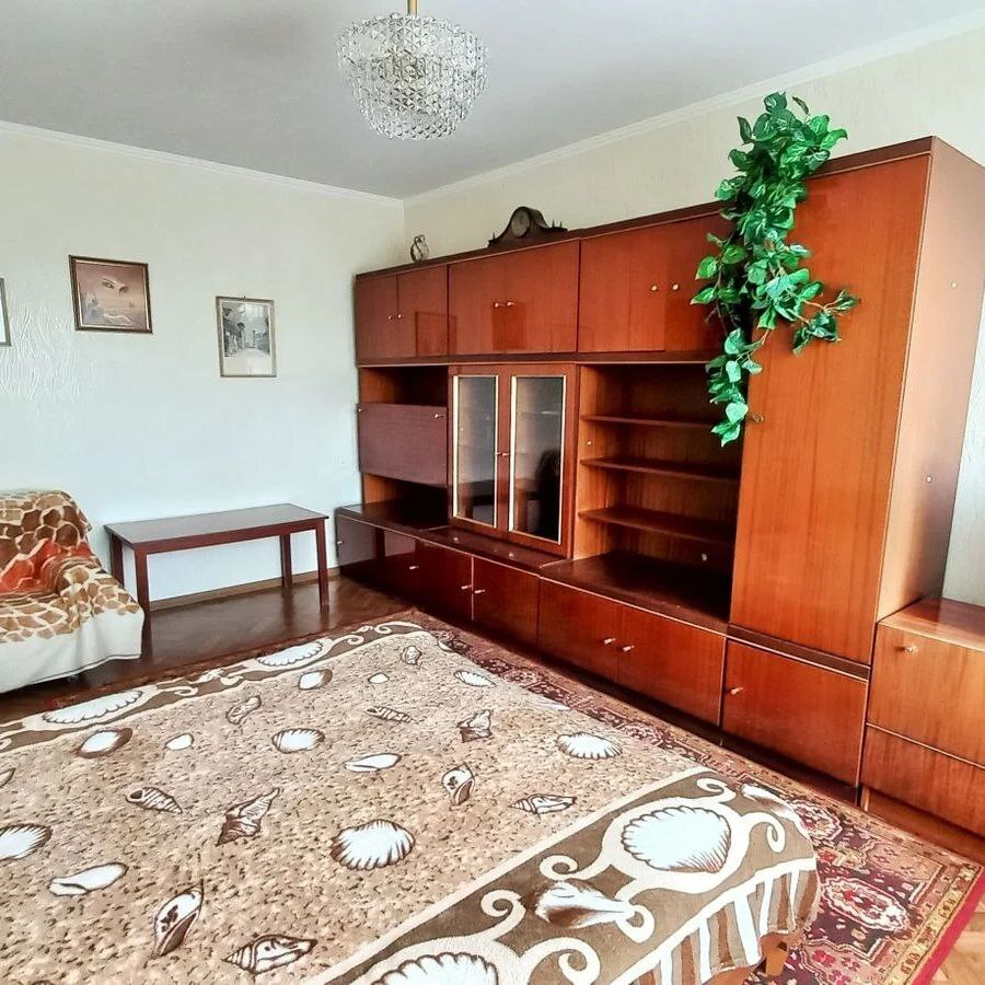 Оренда 1-кімнатної квартири 40 м², Проскурівського Підпілля вул.