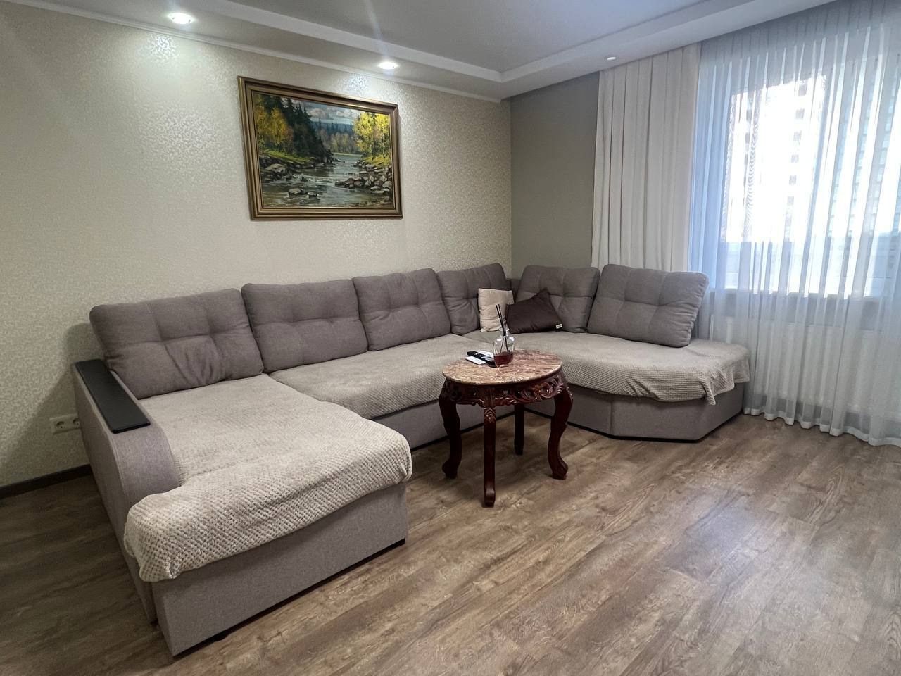 Аренда 3-комнатной квартиры 110 м², Лесогриневецкая ул.