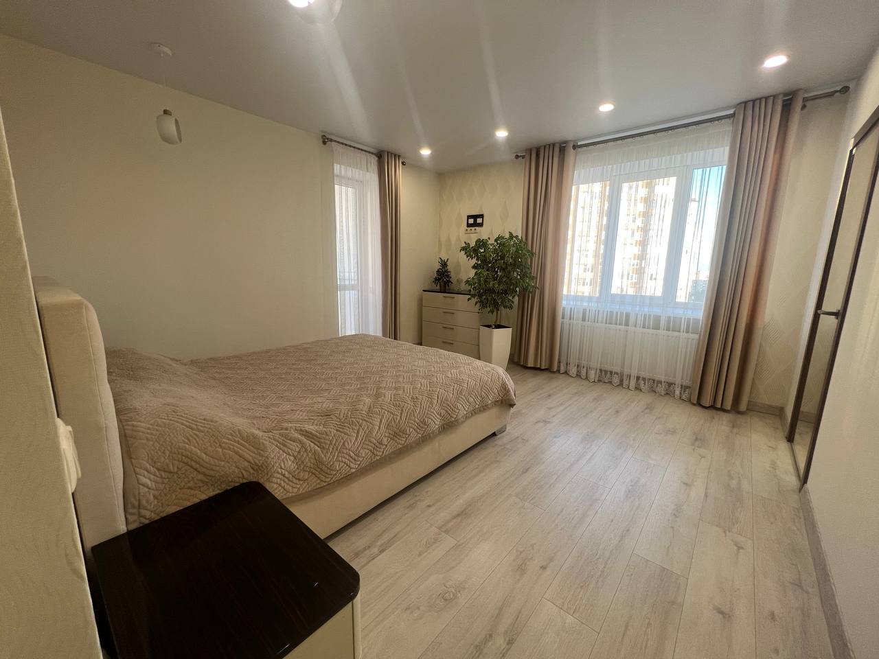 Аренда 3-комнатной квартиры 110 м², Лесогриневецкая ул.
