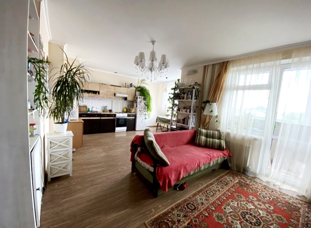 Продажа 2-комнатной квартиры 71 м², Добровольского просп.