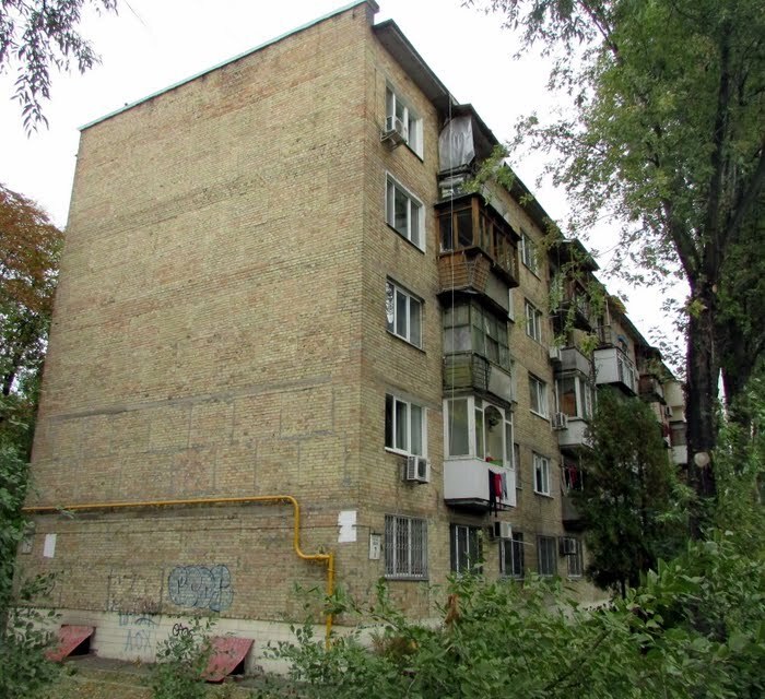 Продаж 1-кімнатної квартири 27 м², Остапа Вишні вул., 7