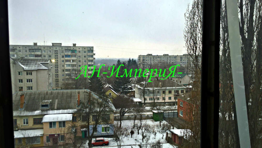 Продажа 3-комнатной квартиры 70 м², Курсовая ул., 33