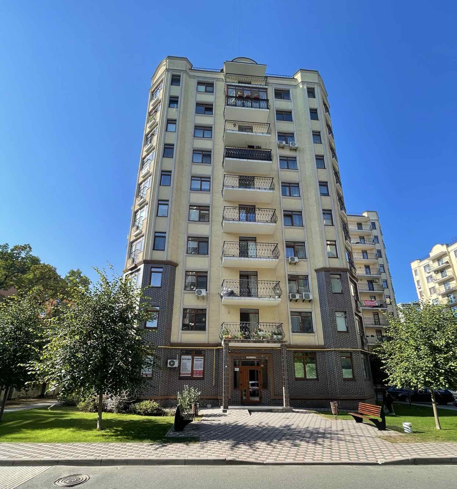 Продаж 1-кімнатної квартири 36 м², Західна вул.
