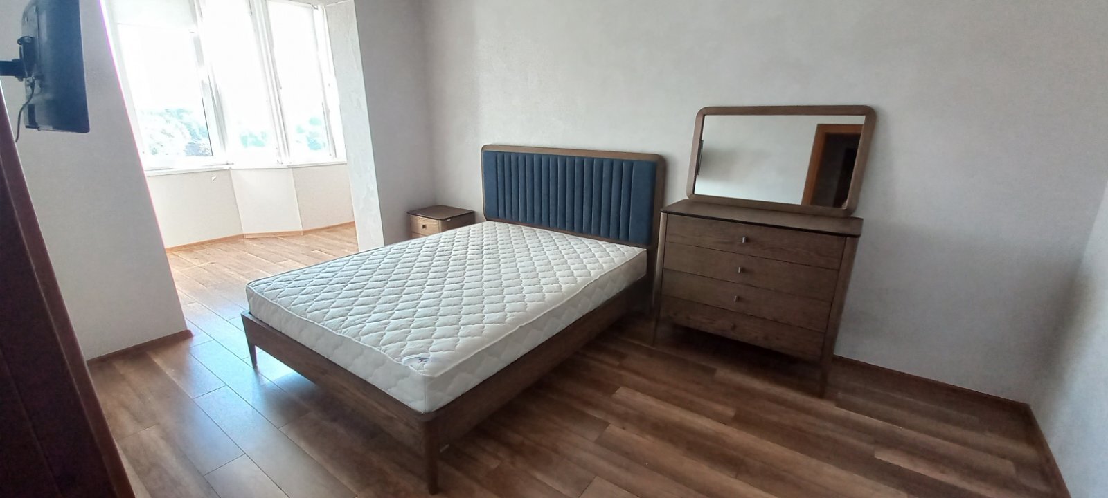 Оренда 1-кімнатної квартири 60 м², В'ячеслава Чорновола вул., 60