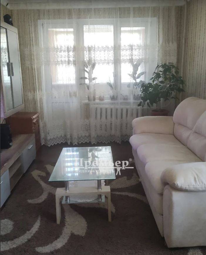Продаж 3-кімнатної квартири 62 м², Добровольского просп.