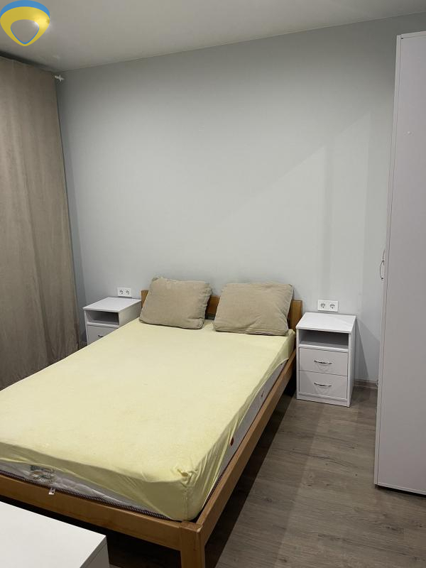 Продаж 1-кімнатної квартири 40 м², Костанді вул.