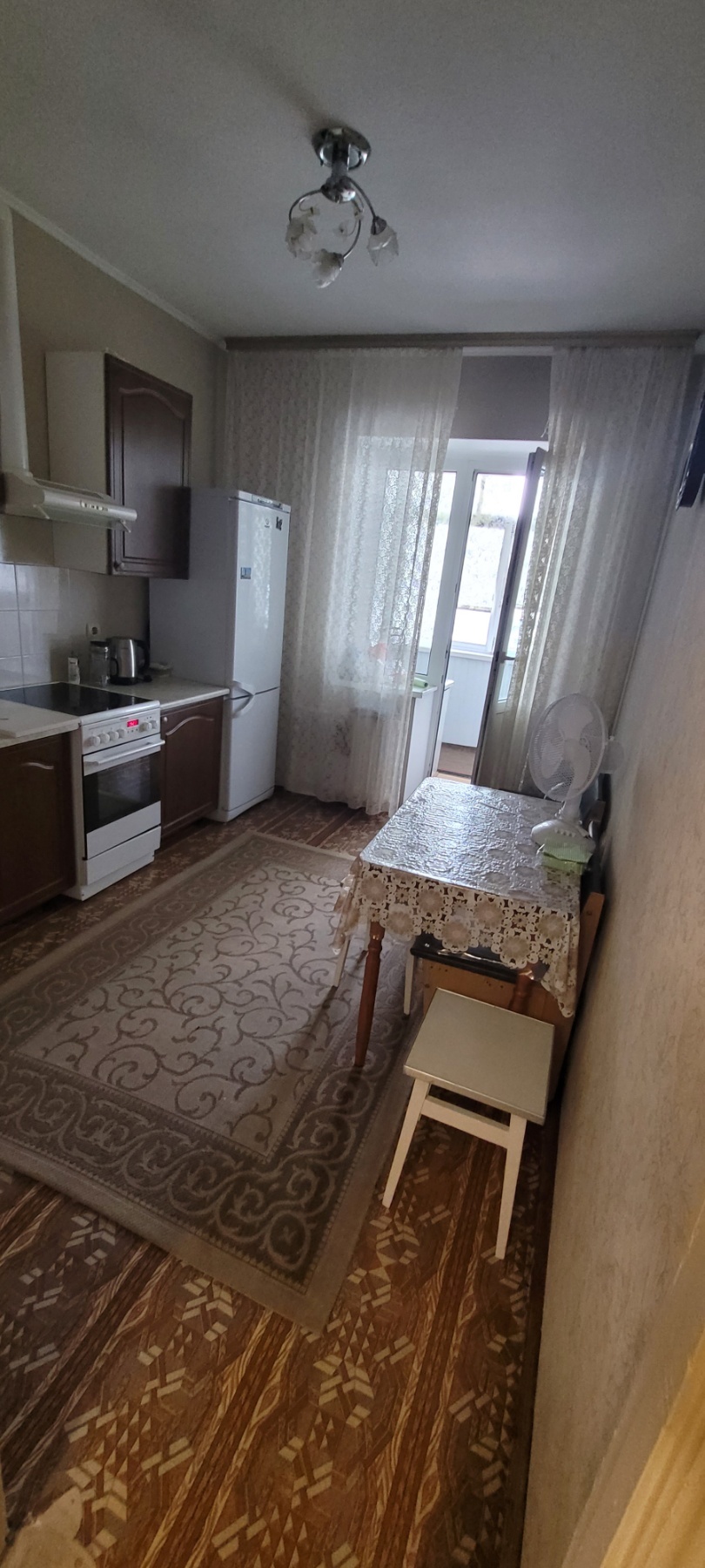 Оренда 2-кімнатної квартири 57.8 м², Драгоманова вул.