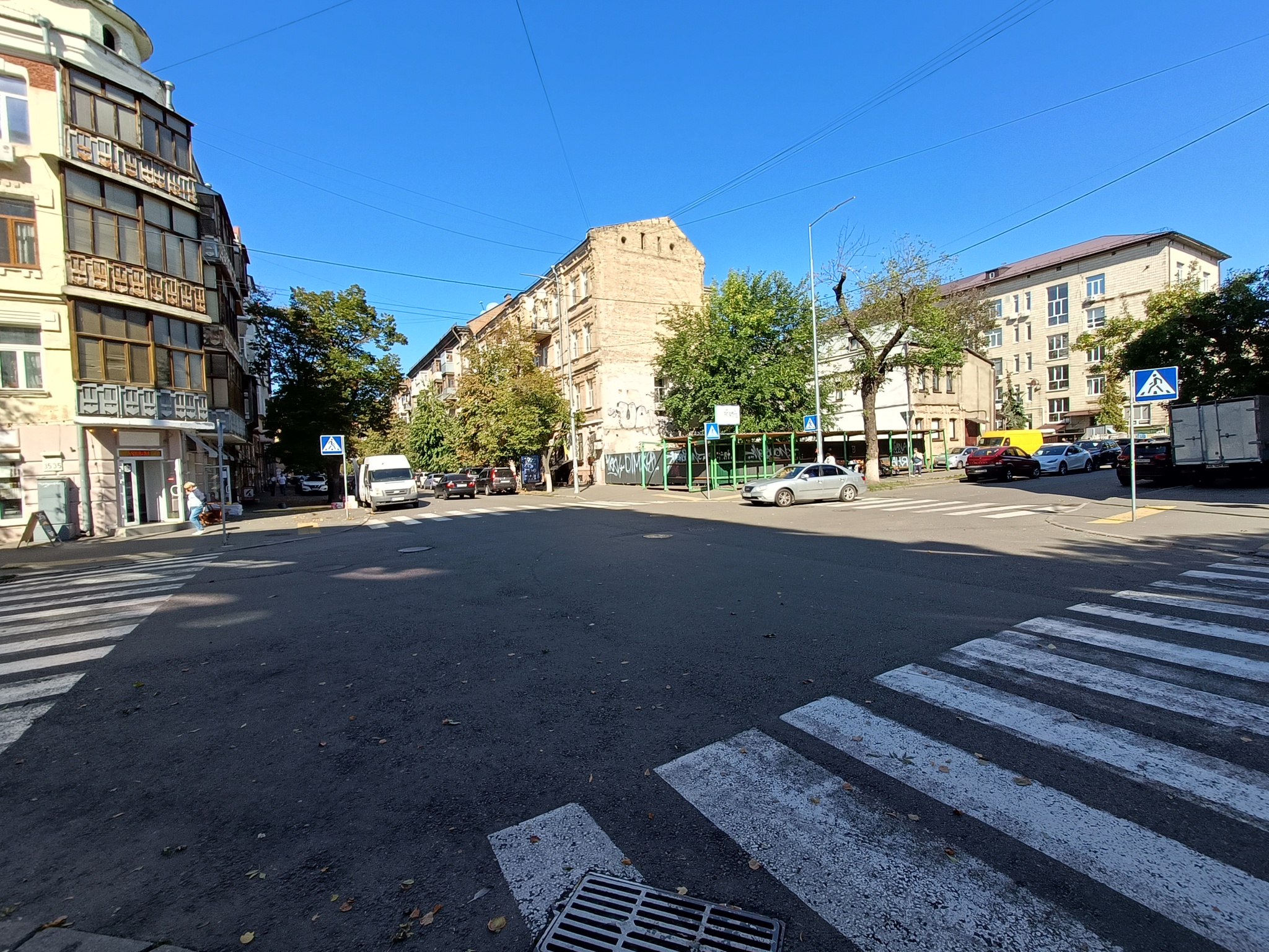 Продажа отдельно стоящего здания 1700 м², Ивана Франко ул.