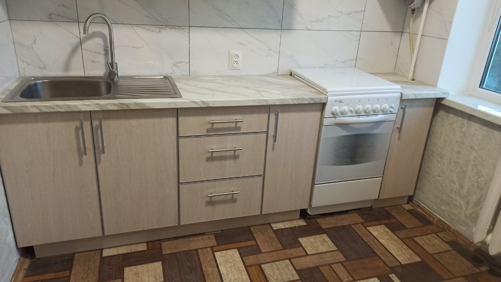 Оренда 3-кімнатної квартири 65 м², Політехнічна вул., 3