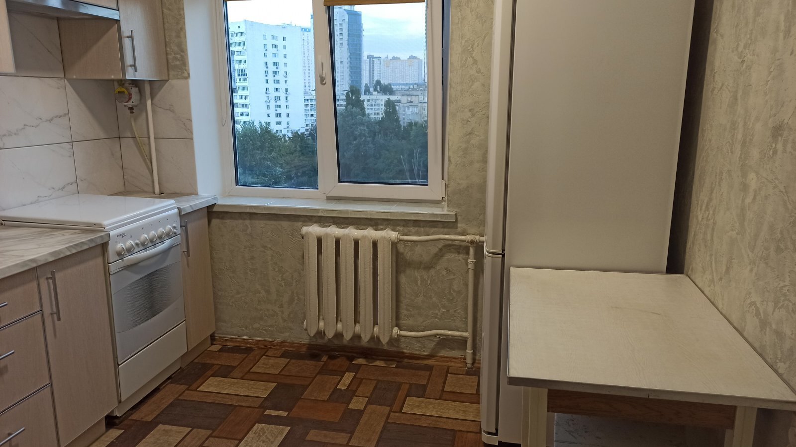 Оренда 3-кімнатної квартири 65 м², Політехнічна вул., 3