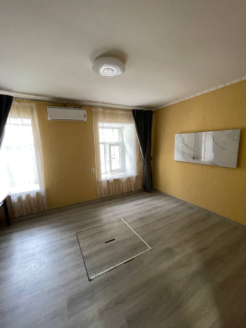 Продаж 1-кімнатної квартири 18.6 м², Різовська вул., 6