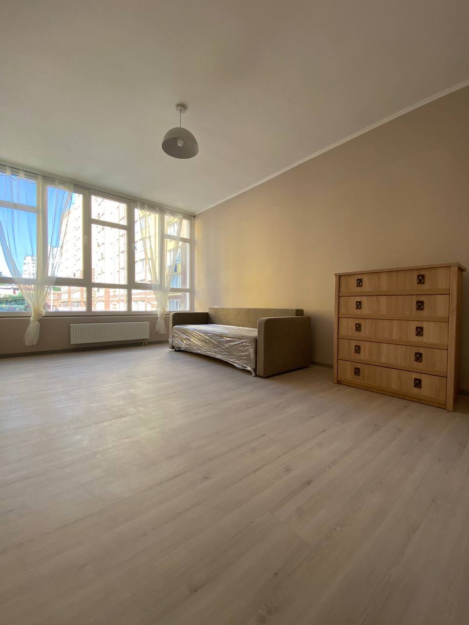 Оренда 2-кімнатної квартири 77 м², Лісогриневецька вул.