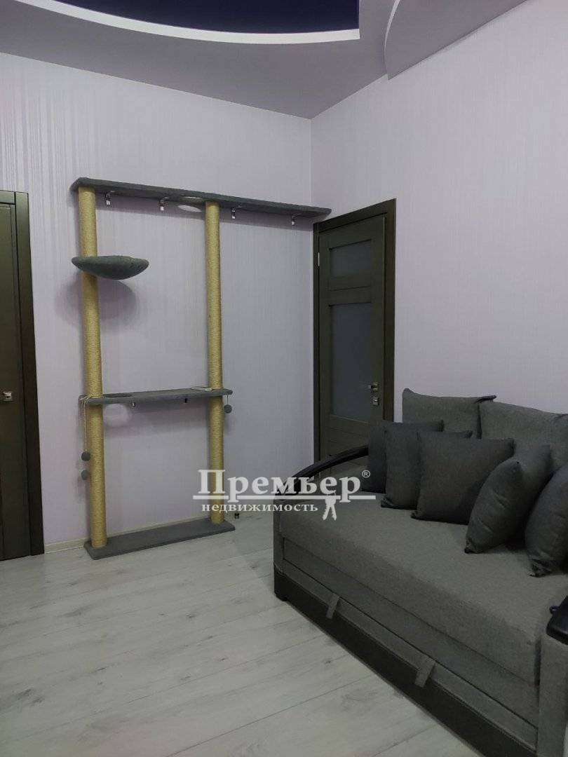 Продаж 2-кімнатної квартири 60 м², Перлинна вул.