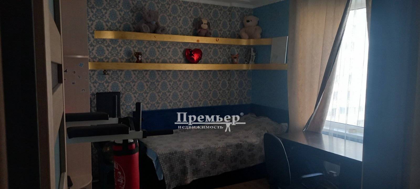 Продаж 2-кімнатної квартири 58 м², Массив Радужный вул.