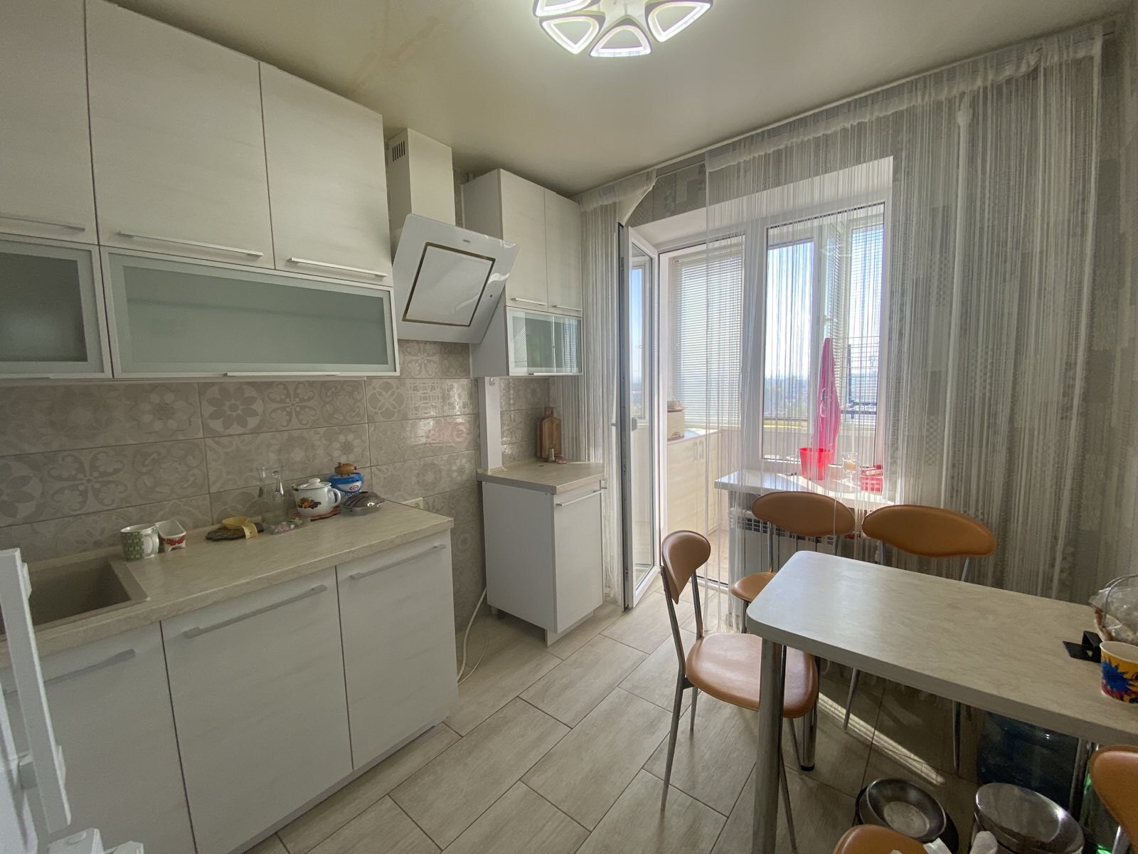 Продаж 1-кімнатної квартири 40 м², Липова вул.