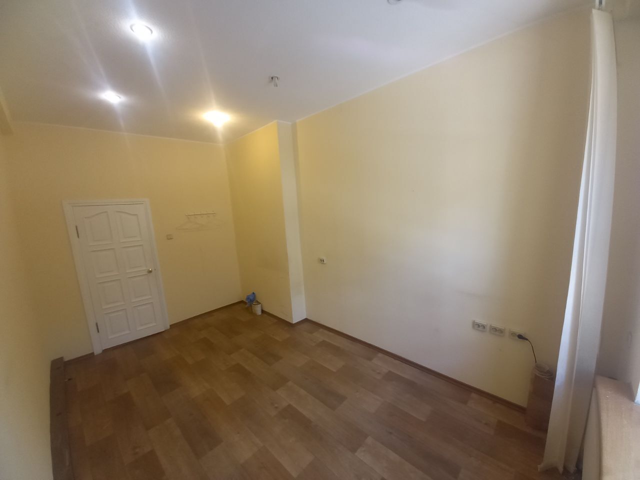 Оренда комерції 14 м², Володимира Вінниченка вул., 1А