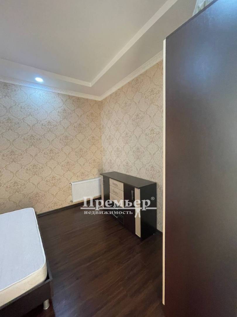 Продаж 1-кімнатної квартири 48 м², Малиновского Маршала вул.
