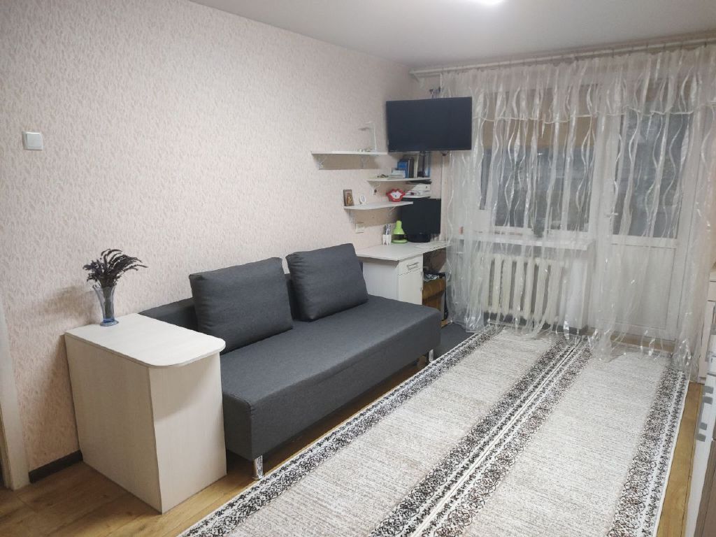 Продаж 1-кімнатної квартири 32 м², Сегедская вул.