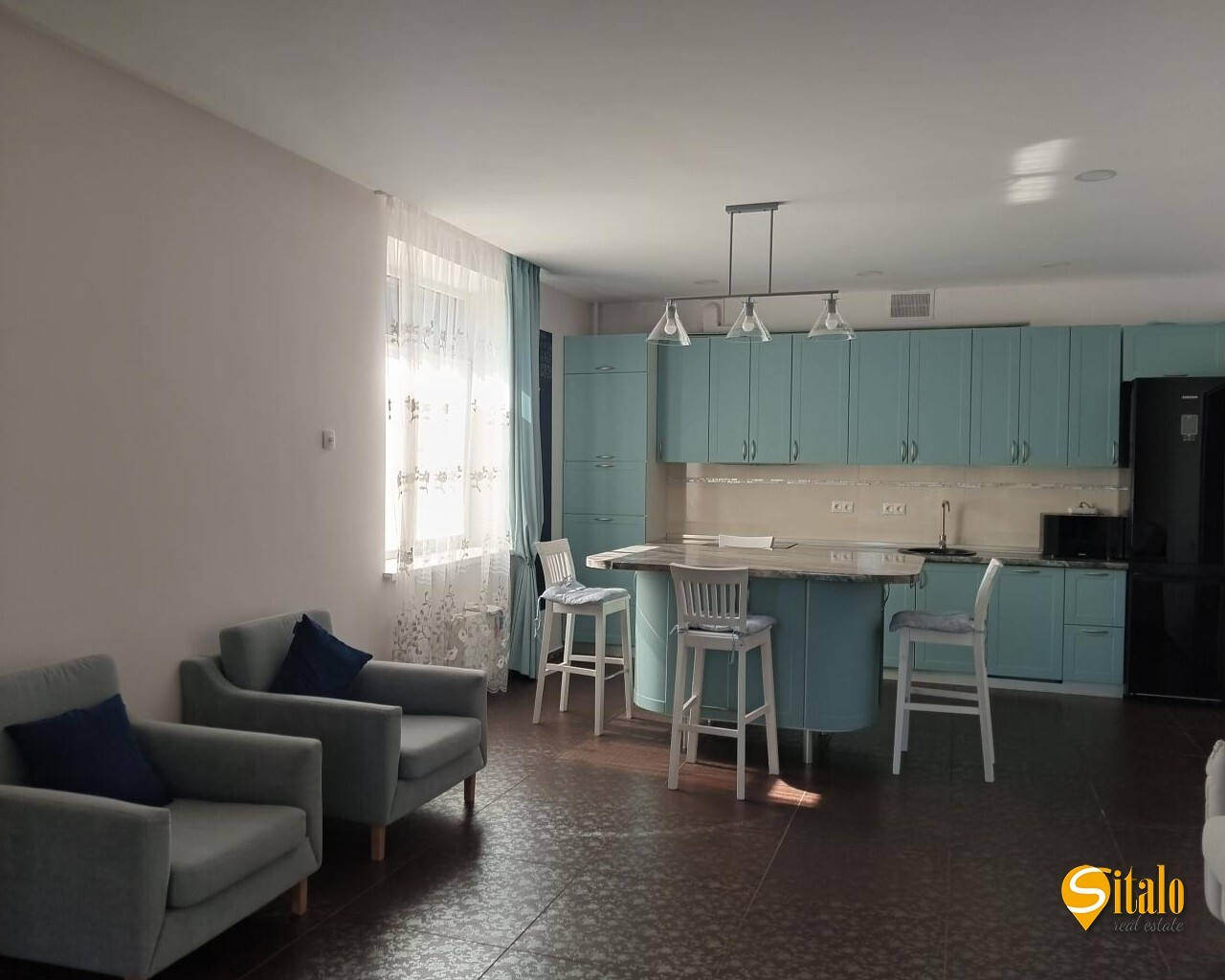 Продажа 3-комнатной квартиры 86 м², Замковецкая ул., 106А