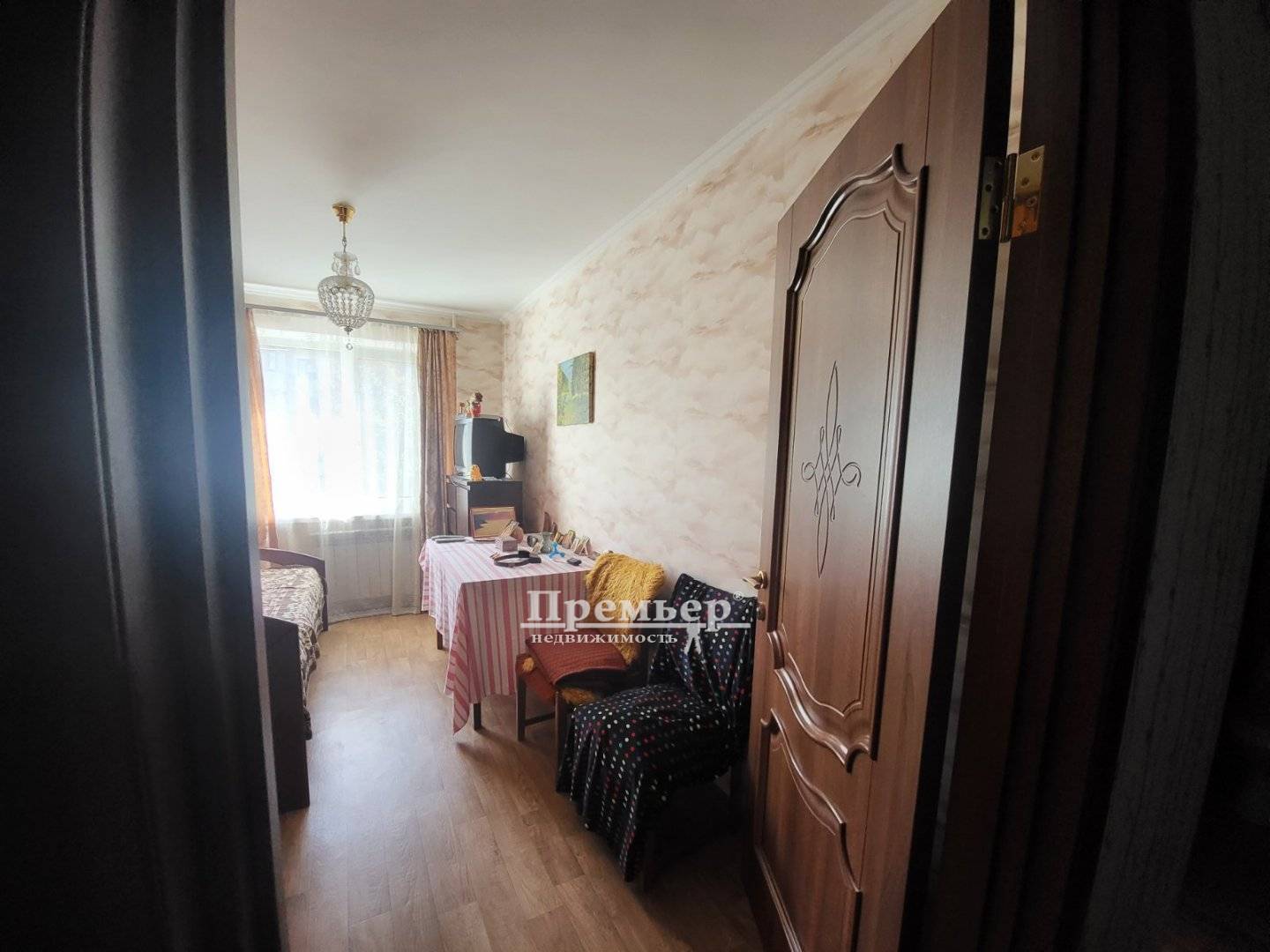 Продаж 2-кімнатної квартири 45 м², Варненська вул.