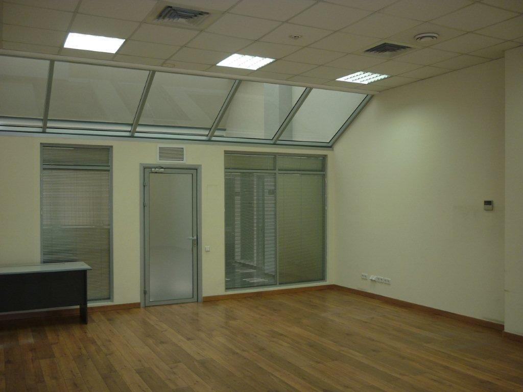Оренда офісу 2400 м², Хорива вул.