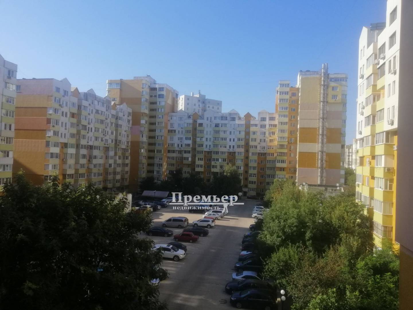 Продажа 3-комнатной квартиры 88 м², Академика Сахарова ул.