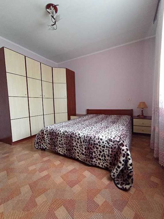 Продаж 2-кімнатної квартири 48 м², Маршала Бажанова вул., Батіцкого 10А