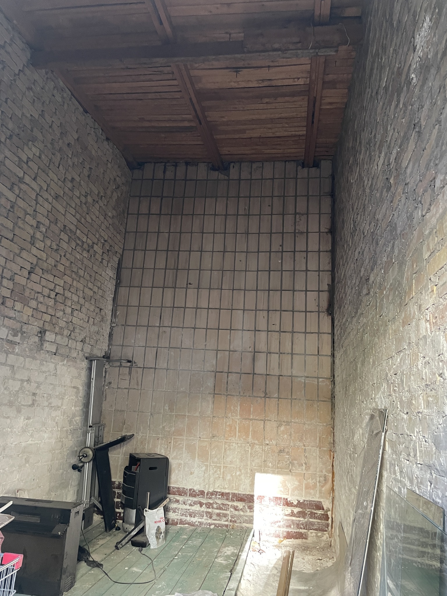 Аренда склада 20 м², Теодора Драйзера ул.