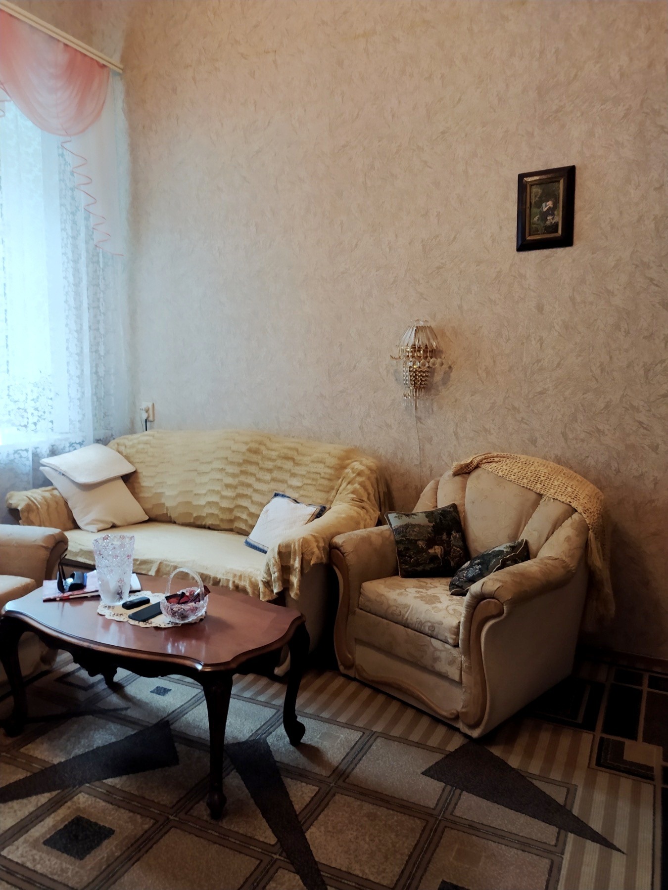 Продажа 3-комнатной квартиры 65 м², Черноморского Казачества ул.