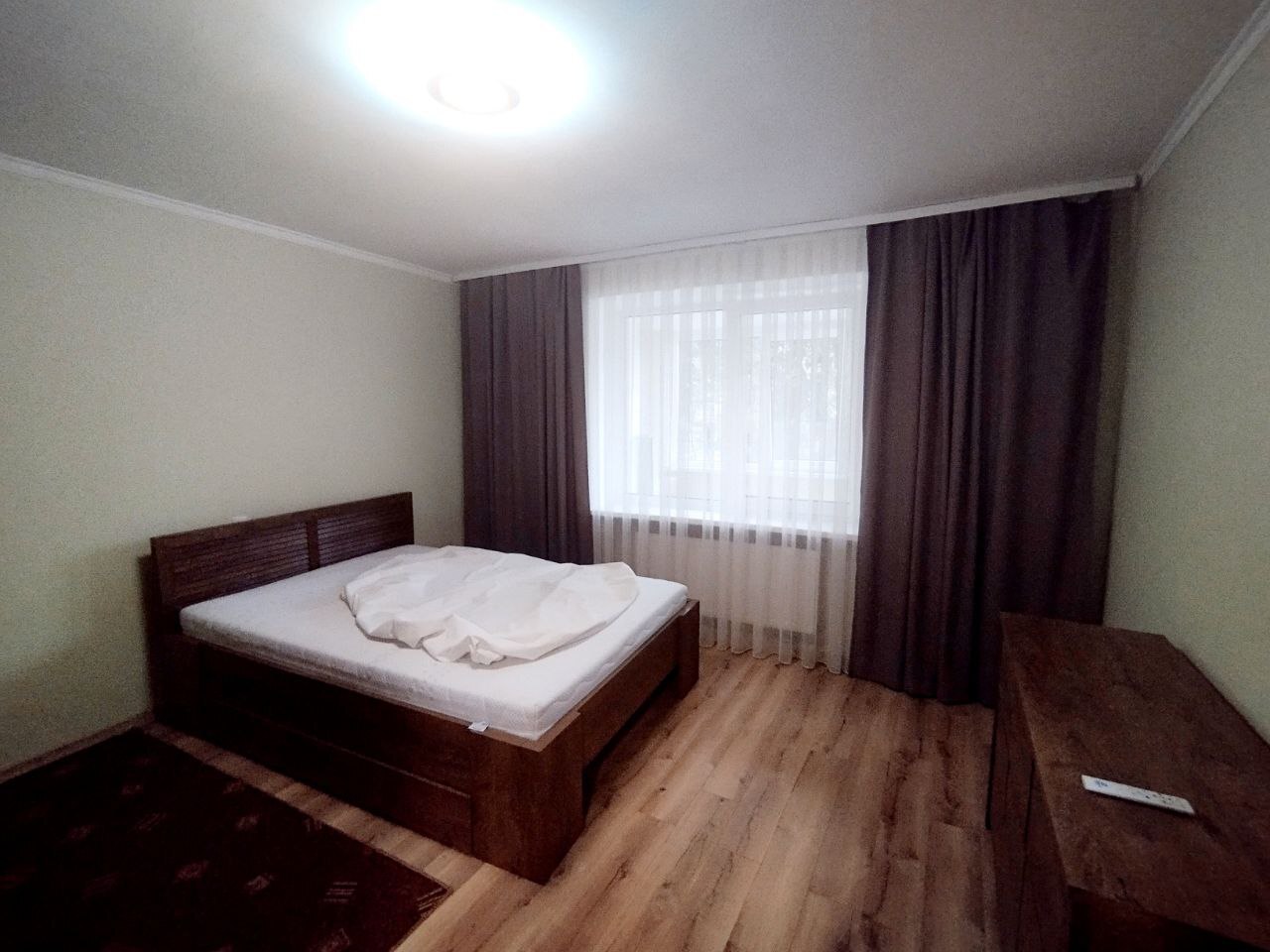 Оренда 1-кімнатної квартири 45 м², Подільська вул.
