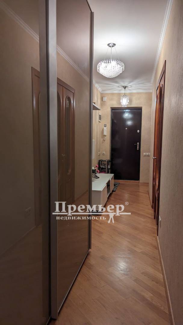 Продажа 3-комнатной квартиры 75 м², Вице-адмирала Жукова пер.