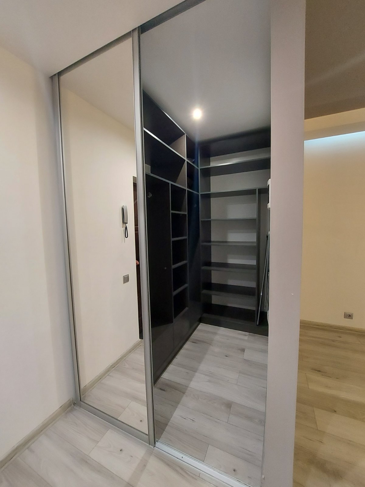 Аренда студии 45 м², Костанди ул., 162/1